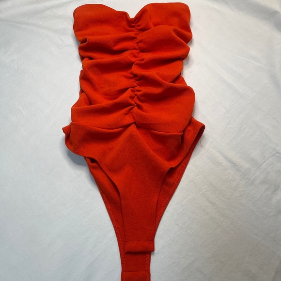 Sleeveless Ruched Bodysuit - Picture 1 of 5